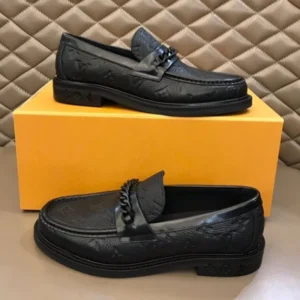 MONOGRAM CHAIN LOAFER