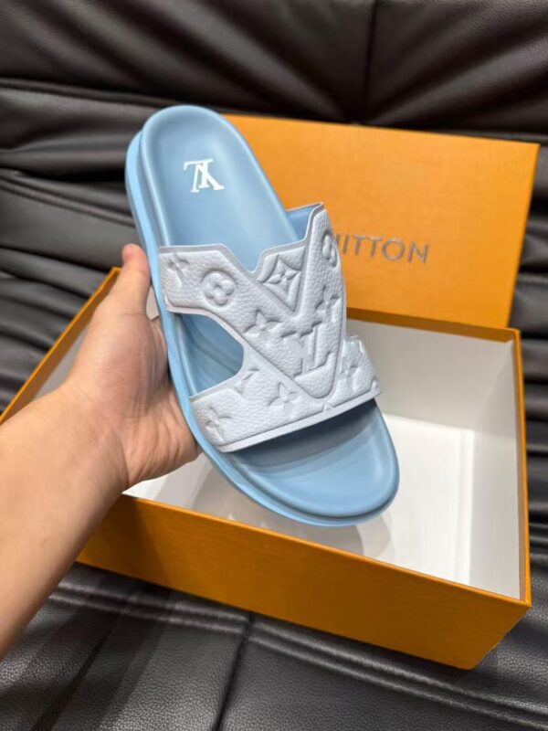 Louis Monogram Luxe Slides - Image 23