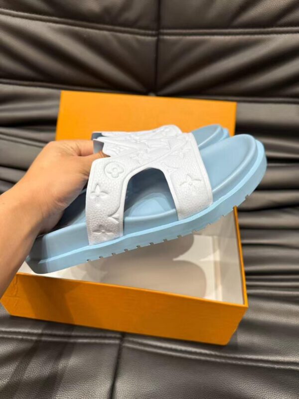 Louis Monogram Luxe Slides - Image 22