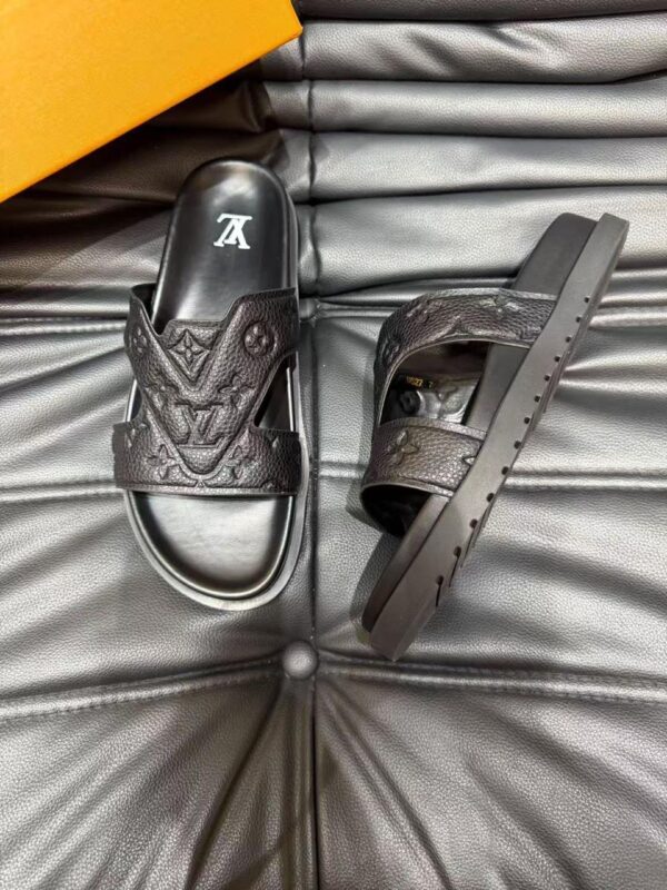 Louis Monogram Luxe Slides - Image 26