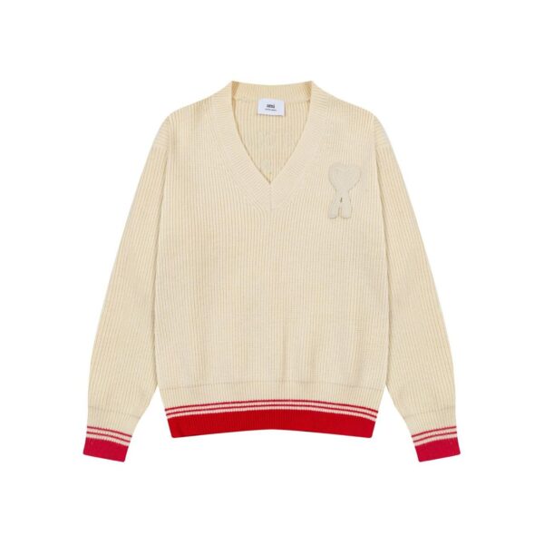 V NECK HEART SWEATER - Image 4