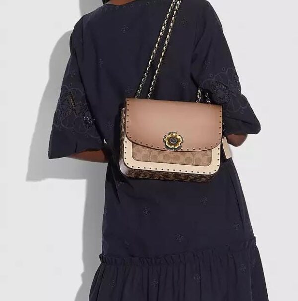 FLOWER BUCKLE SHOULDER BAG - Image 8