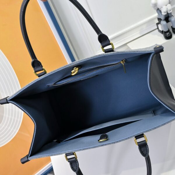 GREY TOTE BAG - Image 7
