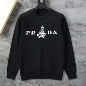 LUGGAGE PRINT PULLOVER