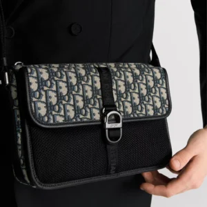 UNISEX SHOULDER BAG