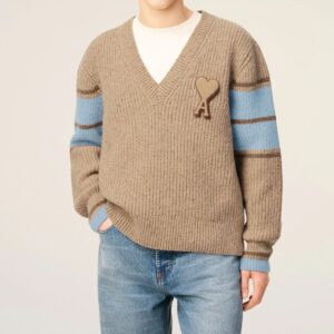 OVERSIZED HEART COLLEGE SWEATER