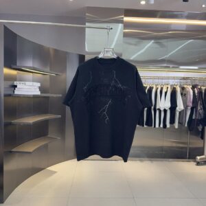 GIVE LIGHTNING OVERSIZED TEE