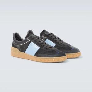 UPVILLAGE LOW TOP SNEAKER