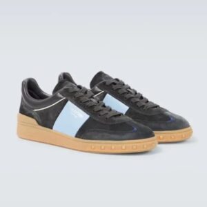UPVILLAGE LOW TOP SNEAKER