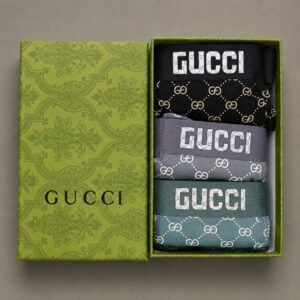 MONOGRAM ESSENTIALS SET