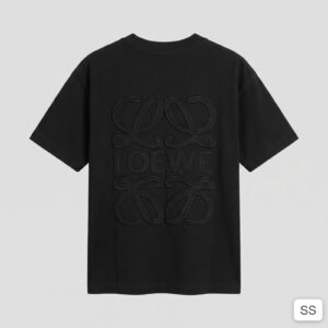 CRAFTED ELEGANCE TEE